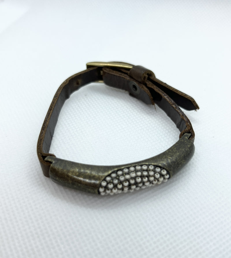 Curved Brass Bracelet - Brown/Mother of Pearl