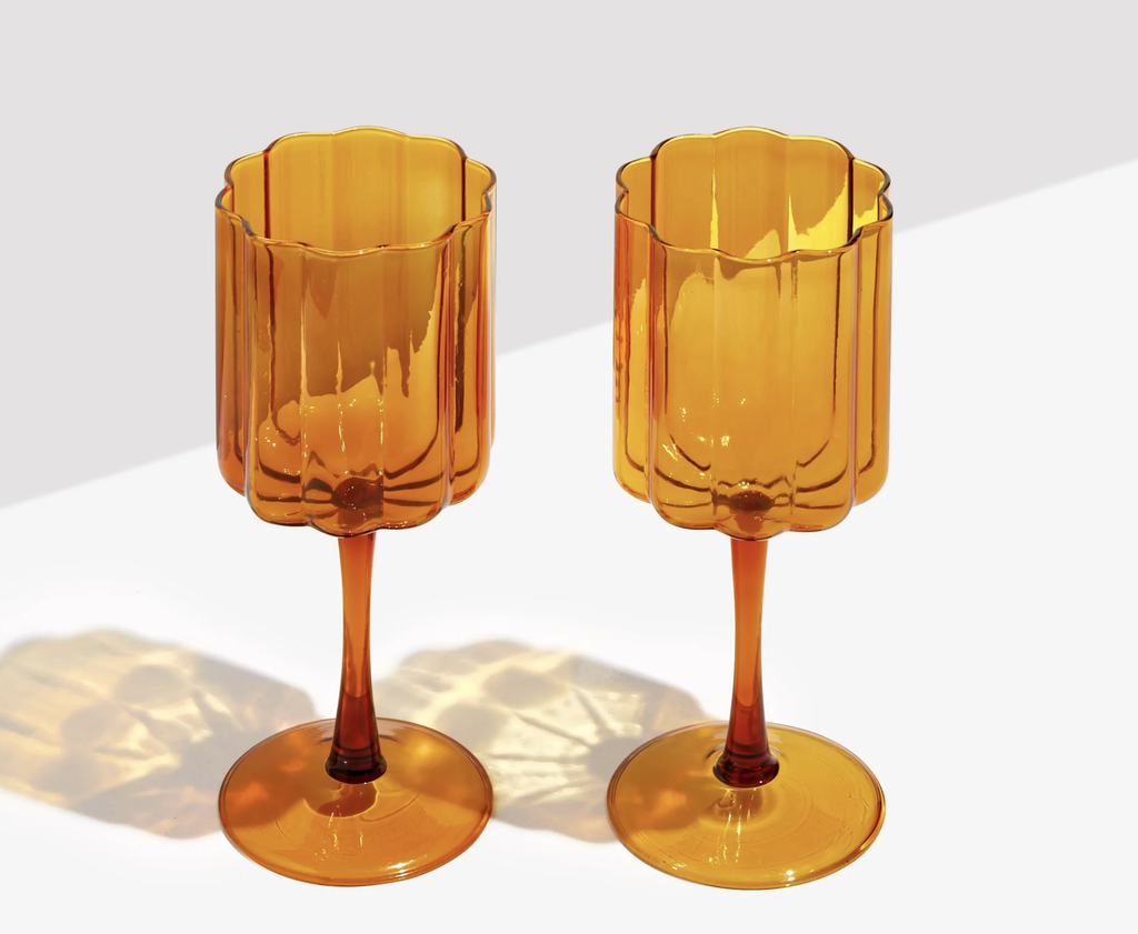 Wave Wine Glass - Amber